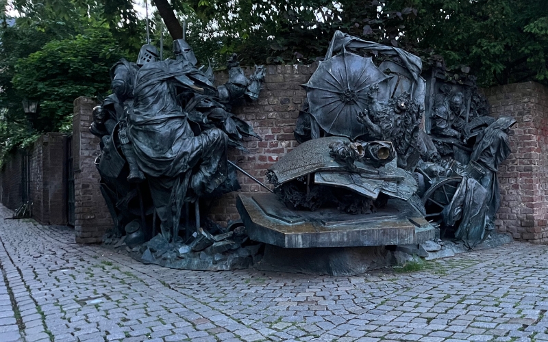 Das Stadterhebungsmonument erinnert an die Schlacht von Worringen 1288